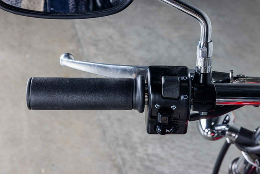 2025 Kawasaki Vulcan 900 Custom