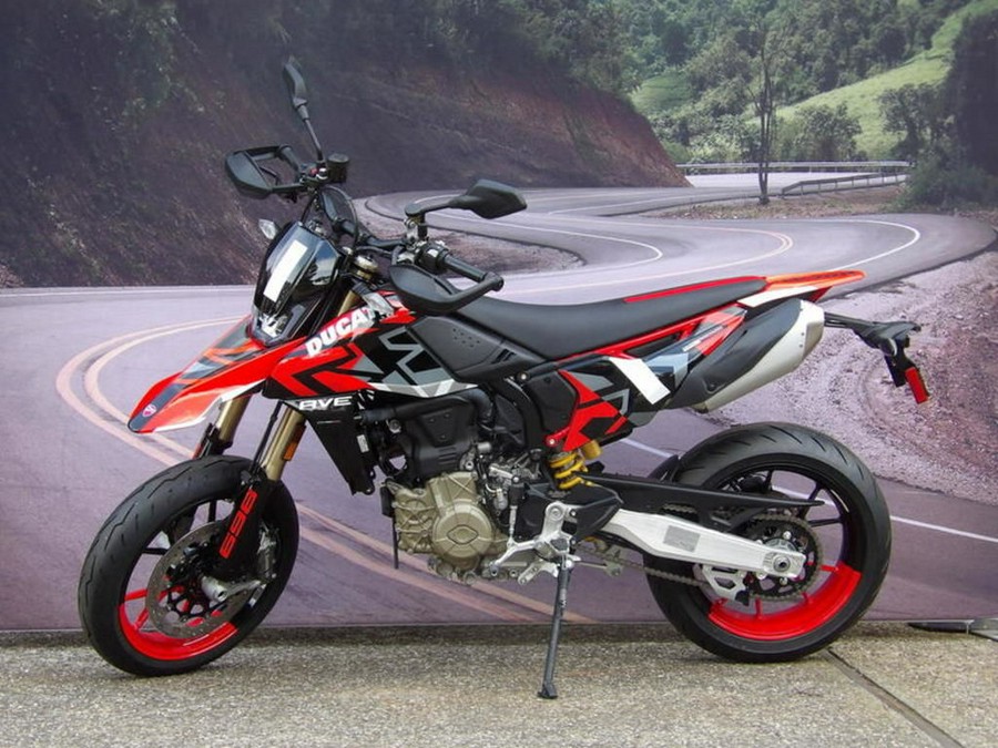 2026 Ducati HYPERMOTARD 698 RVE RVE