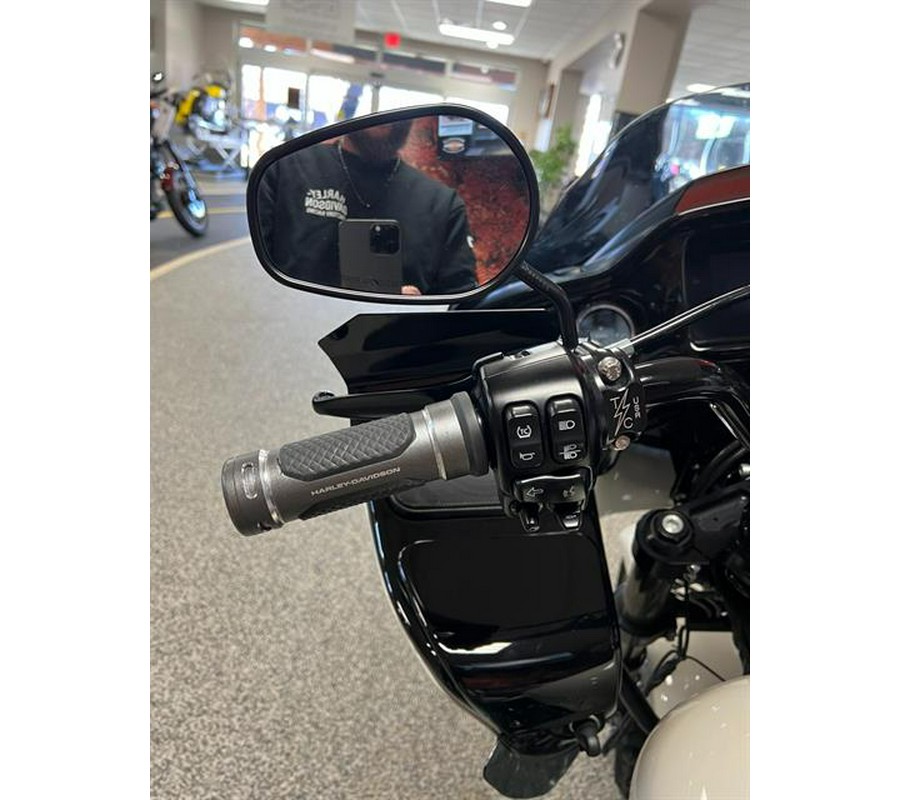 2023 Harley-Davidson Road Glide® ST