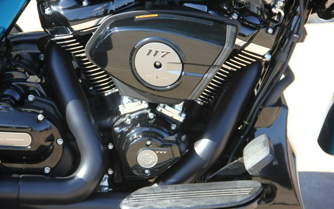 2026 Harley-Davidson Road Glide 3 Teal Thunder