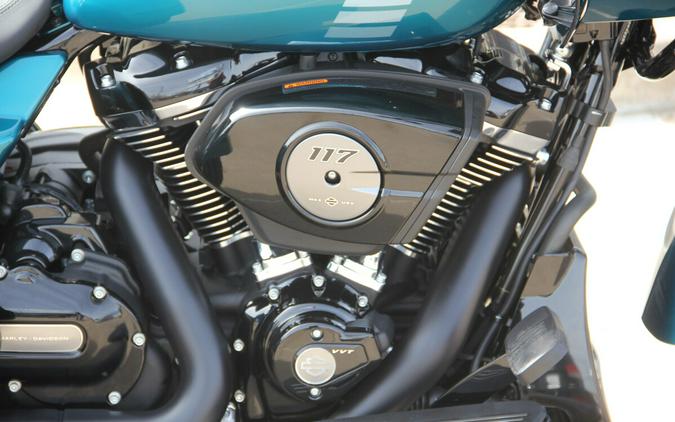 2026 Harley-Davidson Road Glide 3 Teal Thunder