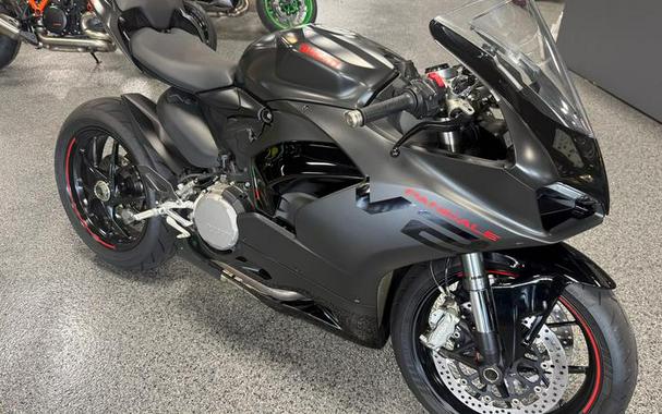 2024 Ducati Panigale V2 Black on Black