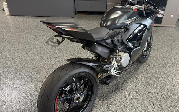 2024 Ducati Panigale V2 Black on Black
