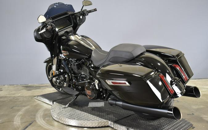 2024 Harley-Davidson Street Glide Vivid Black