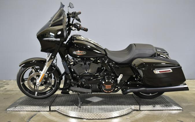 2024 Harley-Davidson Street Glide Vivid Black