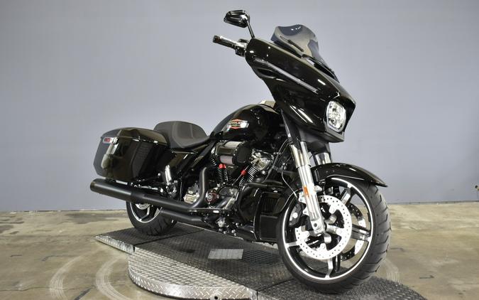 2024 Harley-Davidson Street Glide Vivid Black
