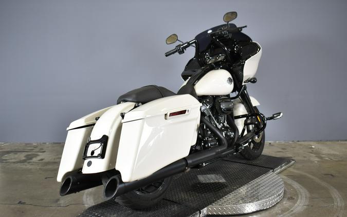 2022 Harley-Davidson Road Glide Special White Sand Pearl
