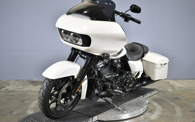 2022 Harley-Davidson Road Glide Special White Sand Pearl