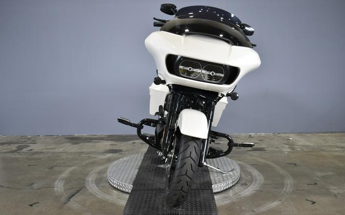 2022 Harley-Davidson Road Glide Special White Sand Pearl