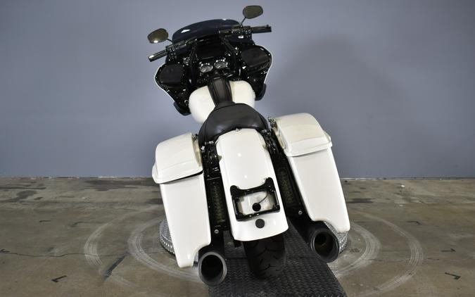 2022 Harley-Davidson Road Glide Special White Sand Pearl