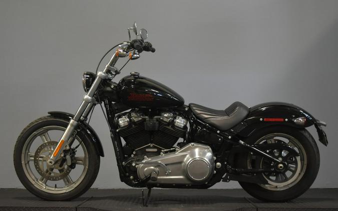 2024 FXST Vivid Black