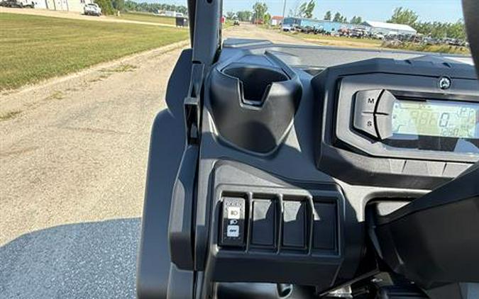 2026 Can-Am Defender MAX HD9
