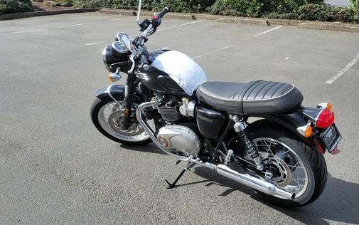 2024 Triumph Bonneville T120