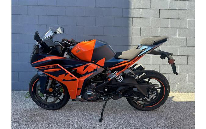 2023 KTM RC 390