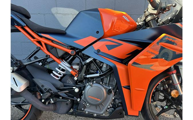 2023 KTM RC 390