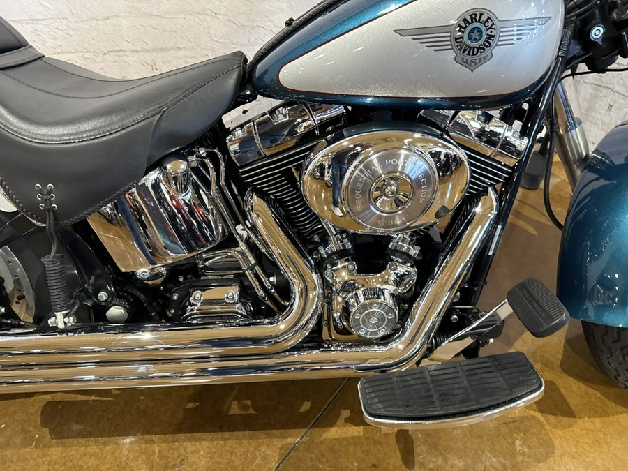 2004 Harley-Davidson® Fat Boy® FLSTFI 037685 Two-Tone Luxury Teal and Brilliant Silver