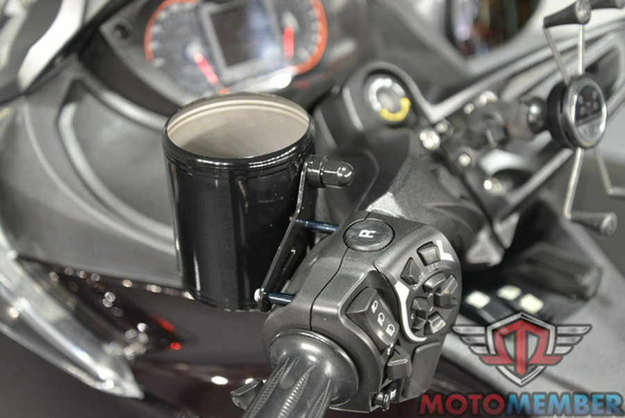 2014 Can-Am Spyder ST Limited SE5