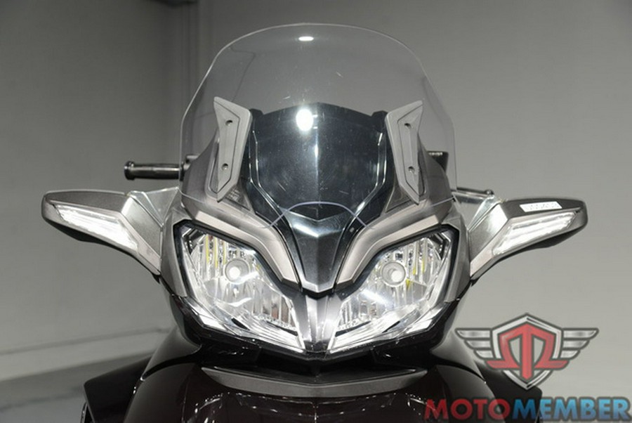 2014 Can-Am Spyder ST Limited SE5