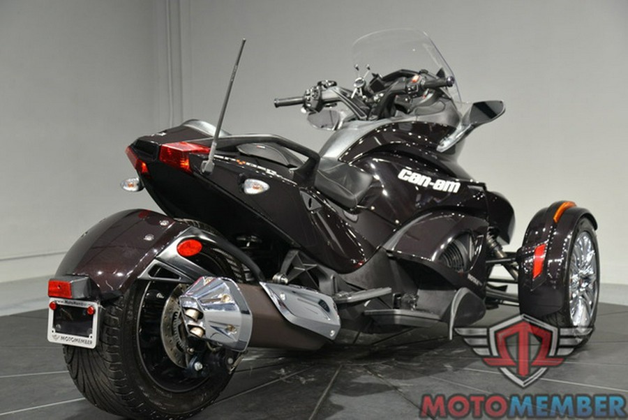 2014 Can-Am Spyder ST Limited SE5