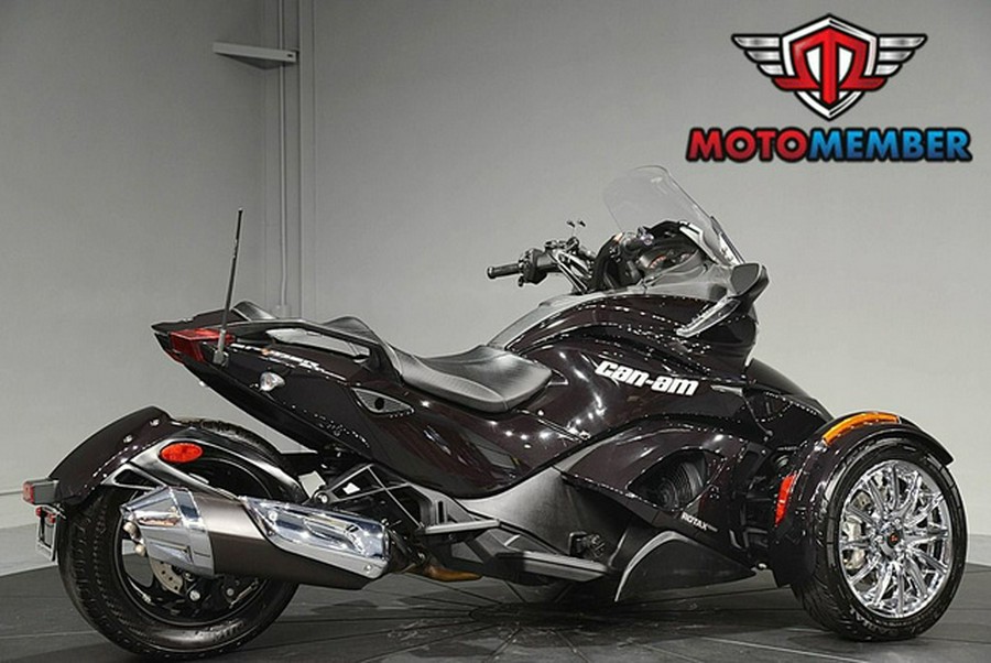 2014 Can-Am Spyder ST Limited SE5