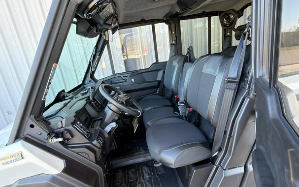 2026 Can-Am Defender MAX Limited HD11