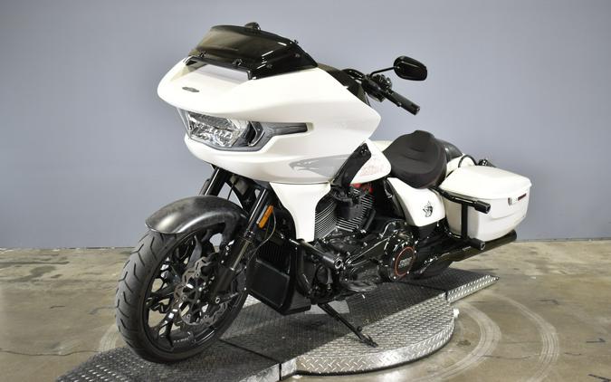 2024 Harley-Davidson CVO Road Glide ST Golden White Pearl