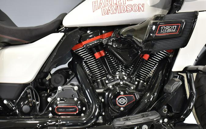 2024 Harley-Davidson CVO Road Glide ST Golden White Pearl