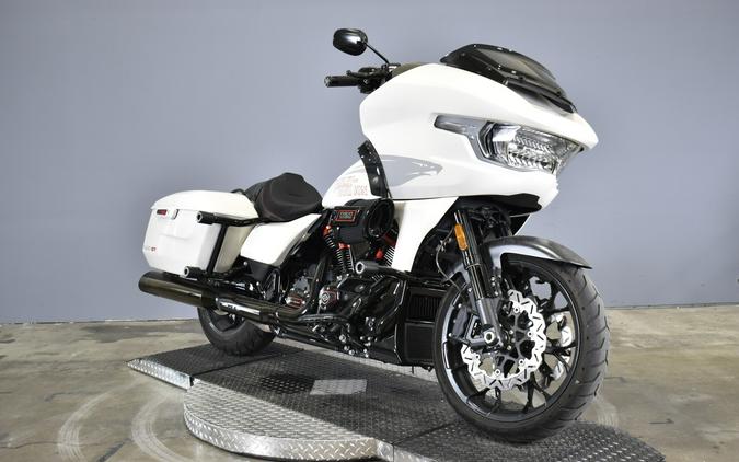 2024 Harley-Davidson CVO Road Glide ST Golden White Pearl