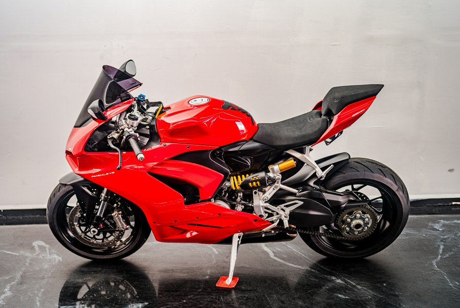 2024 Ducati Panigale V2
