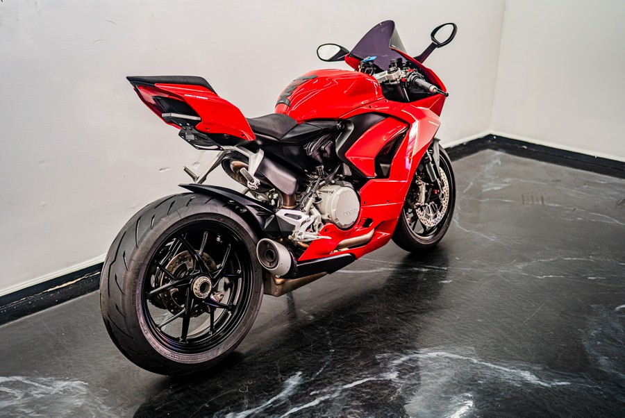 2024 Ducati Panigale V2