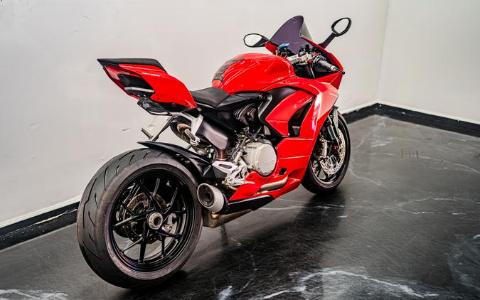 2024 Ducati Panigale V2