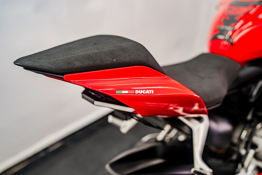 2024 Ducati Panigale V2