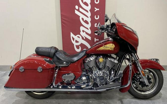 2016 Indian Motorcycle® Chieftain® Indian Red