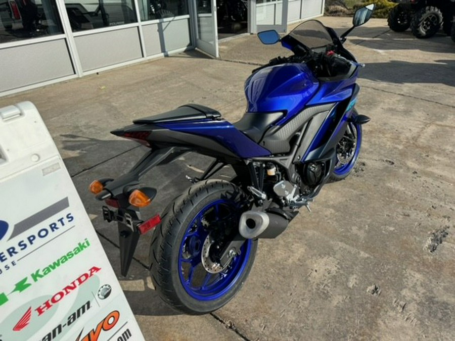 2024 Yamaha YZF R3 Team Yamaha Blue