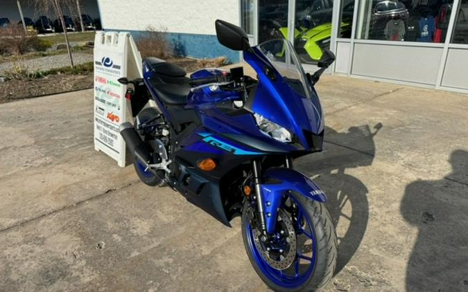 2024 Yamaha YZF R3 Team Yamaha Blue