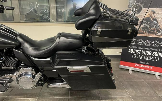 2009 Harley-Davidson® FLTR - Road Glide®