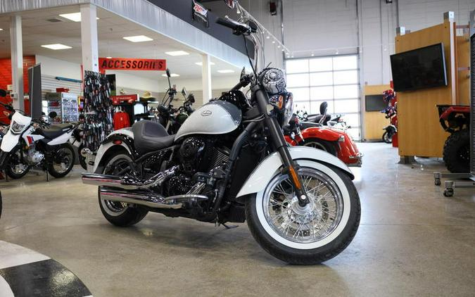 2024 Kawasaki Vulcan® 900 Classic