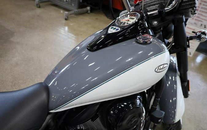 2024 Kawasaki Vulcan® 900 Classic