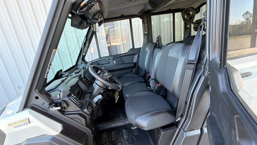 2026 Can-Am Defender MAX Limited HD11