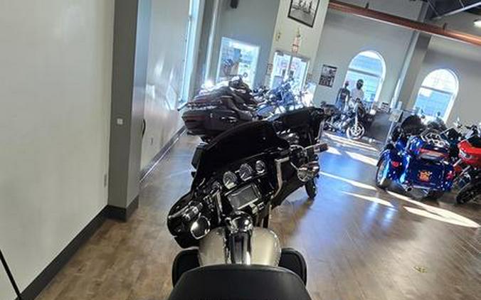 2018 Harley-Davidson® FLHTK - Ultra Limited