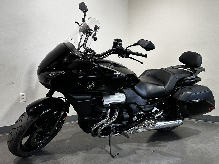 2014 Honda® CTX1300 Deluxe