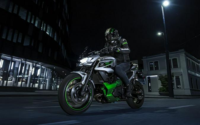 2024 Kawasaki Z7 Hybrid ABS