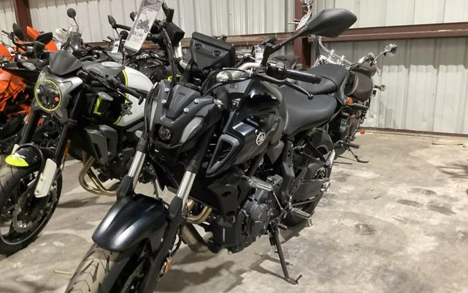 New 2024 YAMAHA MT07 MATTE RAVEN BLACK