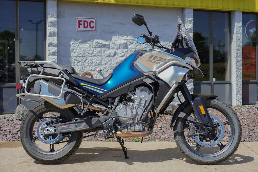 2023 CFMOTO Ibex 800 S