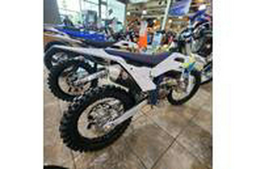 2025 Husqvarna Motorcycles FC 250