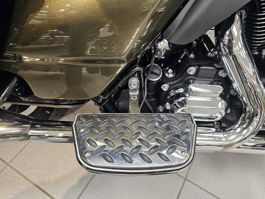 FLHX 2016 Street Glide®