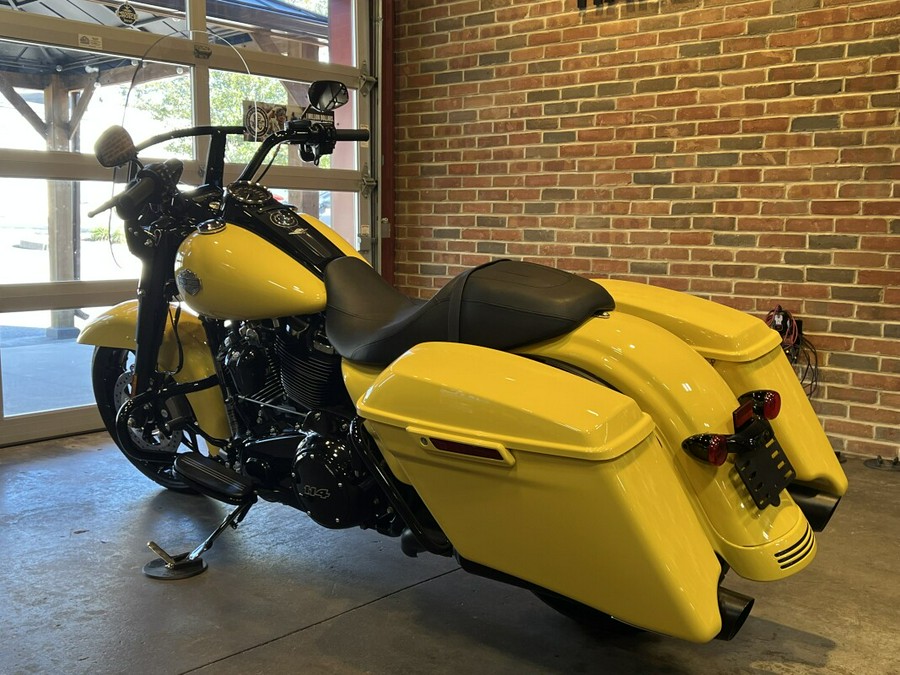 Harley-Davidson® Road King® Special 2023 FLHRXS Industrial Yellow