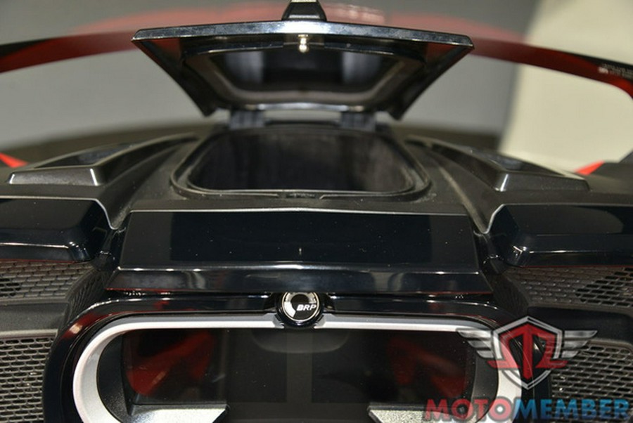 2022 Can-Am Spyder F3 Limited Chrome Wheels