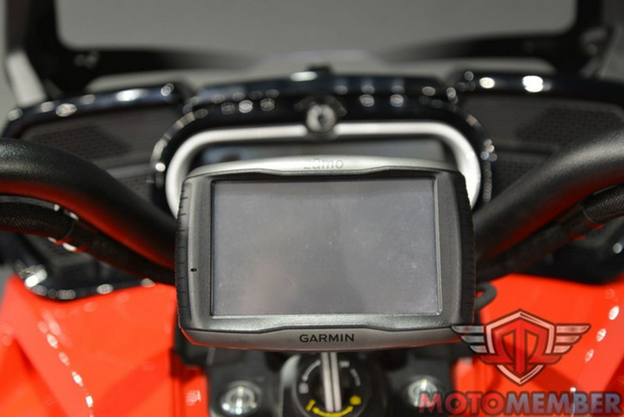 2022 Can-Am Spyder F3 Limited Chrome Wheels