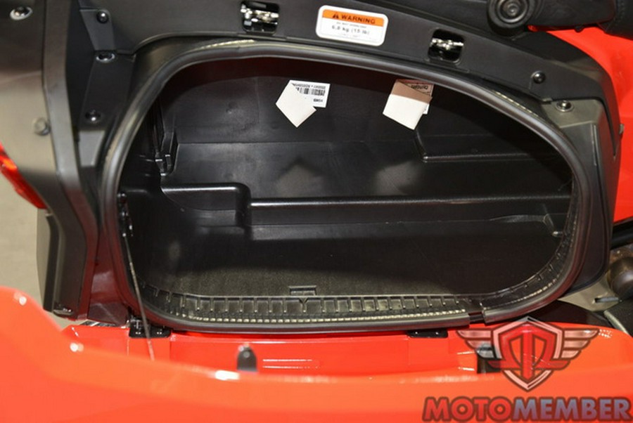 2022 Can-Am Spyder F3 Limited Chrome Wheels